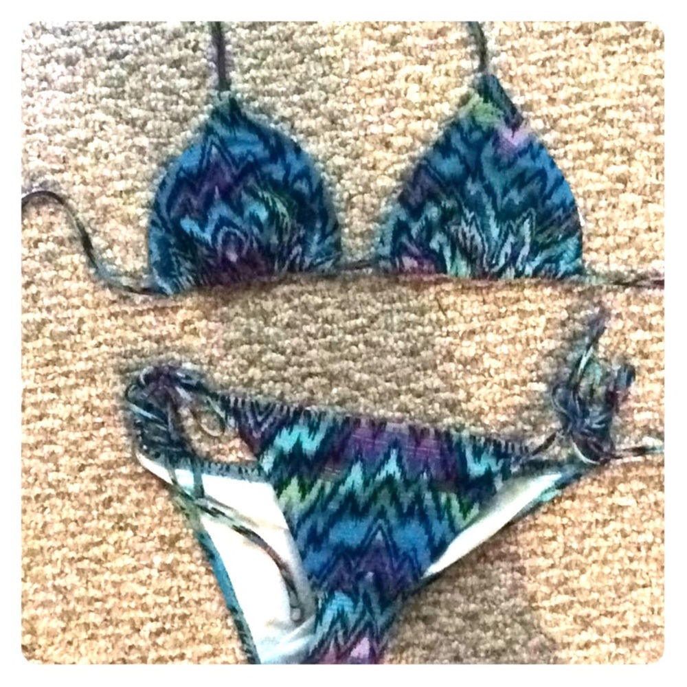 Bikini ! Top and bottom medium!
